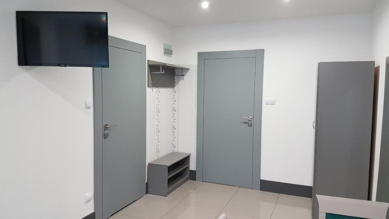 Krysztalowa Jozefow Jozefow  Ngoại thất bức ảnh