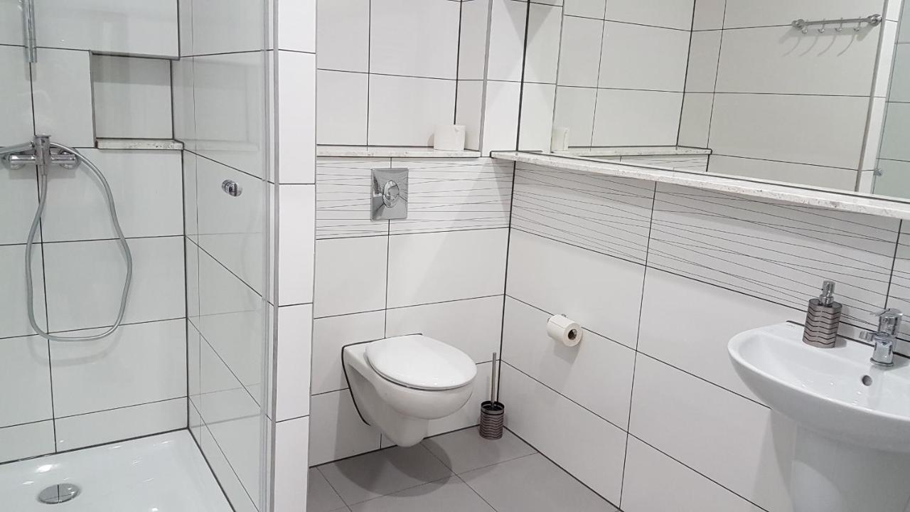 Krysztalowa Jozefow Jozefow  Ngoại thất bức ảnh