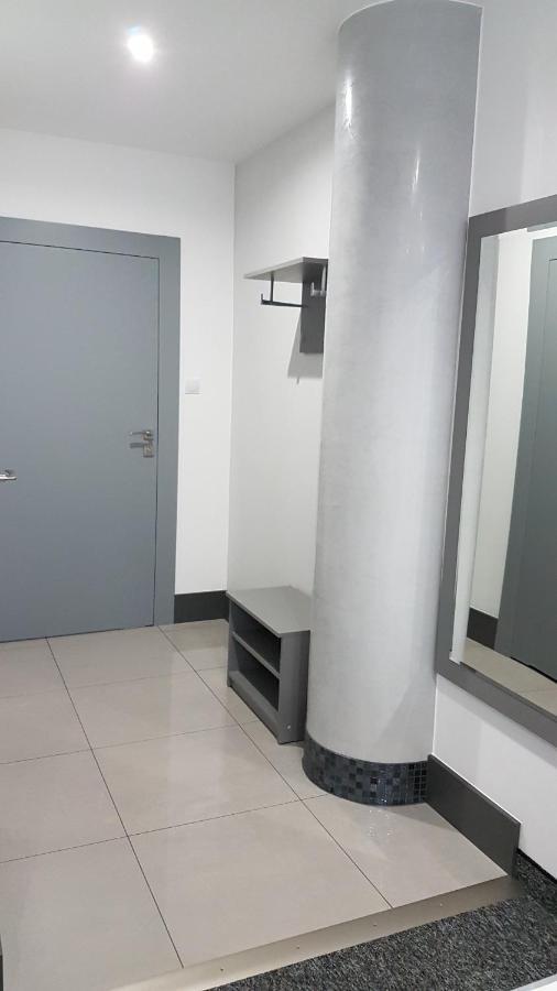 Krysztalowa Jozefow Jozefow  Ngoại thất bức ảnh